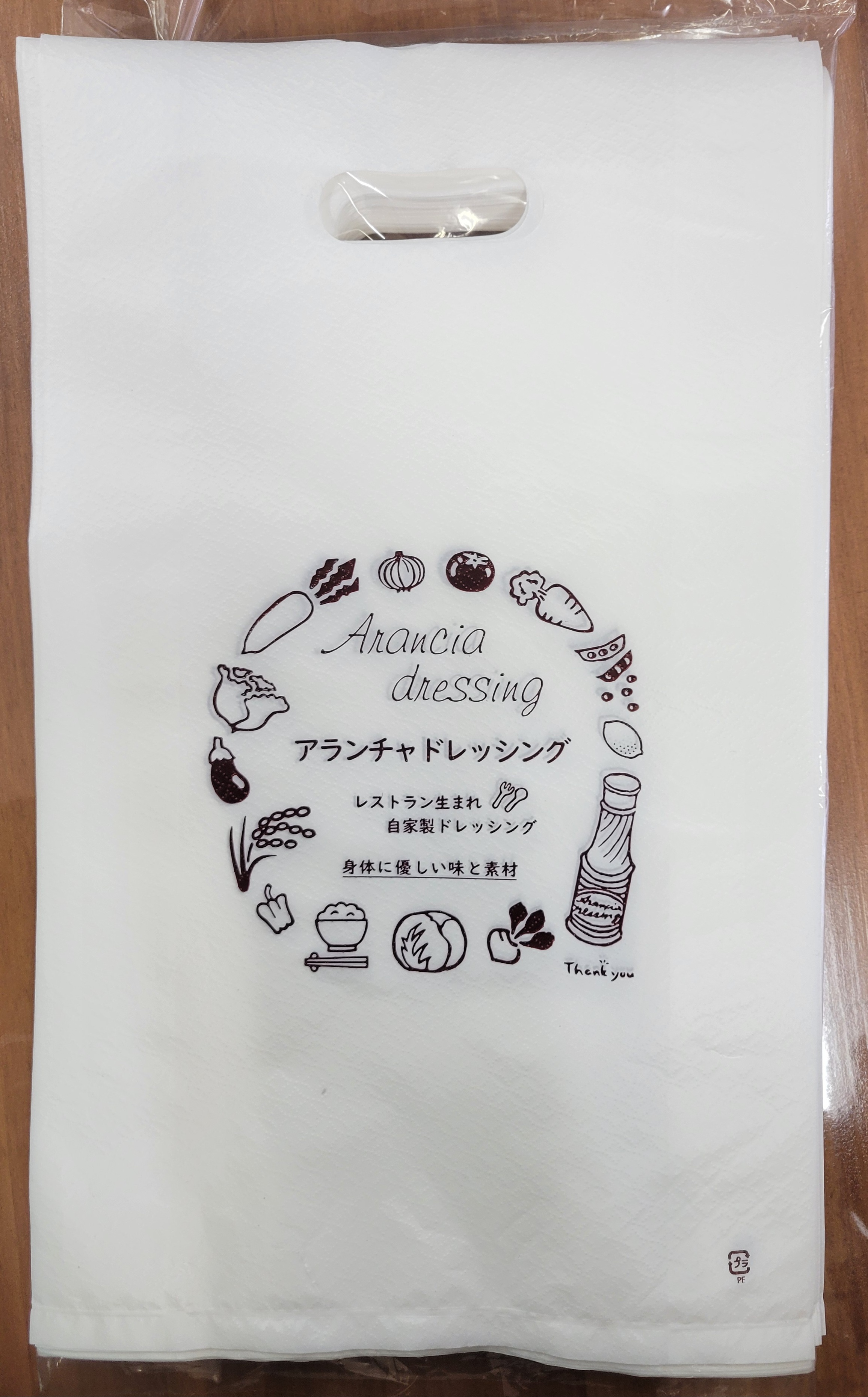 【オリジナル・ポリ袋】 １本から、Ｌ６本、Ｍ１０本位まで入ります。